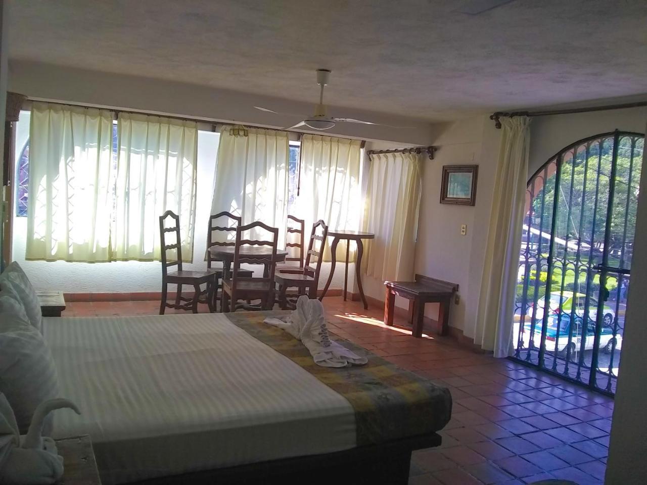 Hotel Casa Shaguibá Crucecita (Oaxaca)